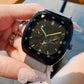 Reloj Elegante con Esfera Grande